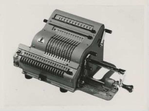 Rechenmaschine "20" der Brunsviga-Maschinenwerke Grimme, Natalis und Co.