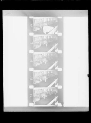 Fotosequenz: Betreten der wandständigen Liegebox