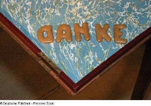 Festabend im Deutschen Hygiene-Museum. Kreuzworträtsel mit Russischbrot