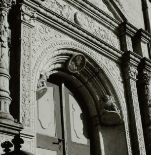 Portal, Roßwein
