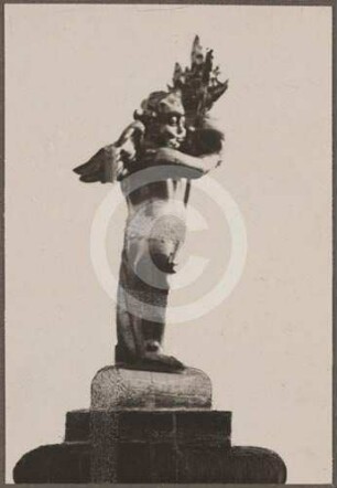 Engelfigur auf dem Südturm der Klosterkirche Grüssau