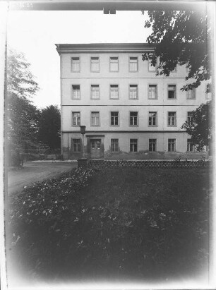 Klosterhof, mit Klosterkapelle