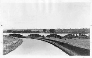 Neckarbrücke Beihingen, km 560,840 - 560,532