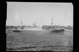 Keruelem ex Meduna (1922), Cie. Maritime des Chargeurs Reunis