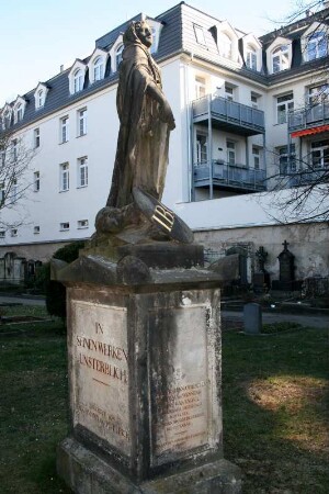 Grabmal für Giovanni Battista Casanova