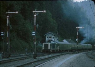 Calw Lok 211 208 E2704 HOR-PF UIC-X-Wagen Kurswagen HOR-DO Stw2 Ausfahrsignale
