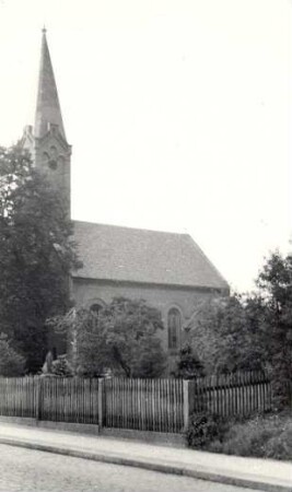 Katholische Kirche in Bad Muskau : Katolska cyrkej w Mužakowje