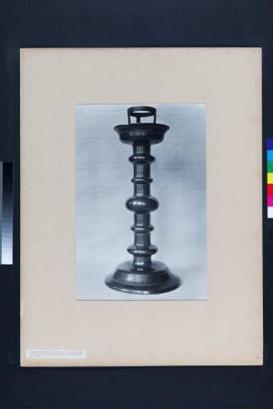 Foto: Leuchter aus Bronze