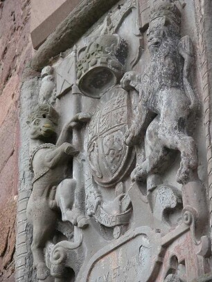 Schottland : Wappen am Turm von Glamis Castle bei Dundee, Schottland, aufgenommen im Juni 2005. Foto Uwe Gerig.