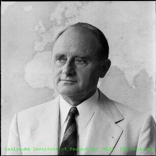 Dipl.-Ing. Alfred Bauer (Leiter der Bauabteilung (BAU))