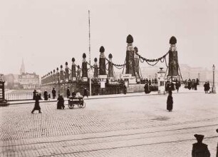 Dresden, Augustusbrücke, Dekoration anläßlich des Besuchs Kaiser Wilhelm I.