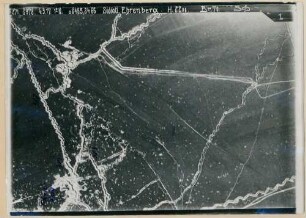 Foto des Geländes südlich des Ehrenberges (Montrouet) nördlich von Massiges (Luftbild)