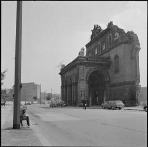 Berlin, Anhalter Bahnhof, Ruine des Empfangsgebäudes, Hauptportal