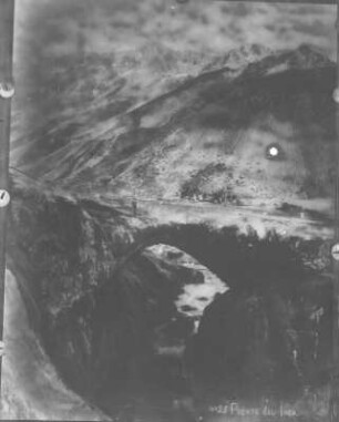 Puente del Inca : Blick auf die Puente del Inca, ein durch Erosion entstandener Felsbogen