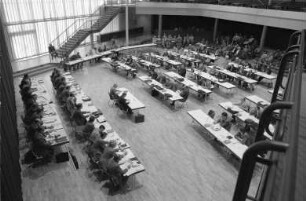 Stadtratssitzung in der neu eröffneten Badnerlandhalle in Neureut