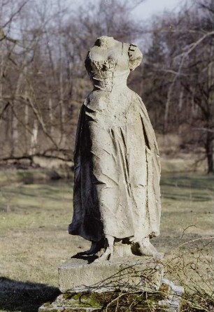 Weiblicher Torso in historischem Kostüm