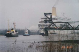 Überführung Kreuzfahrtschiff "Oriana" / Ems