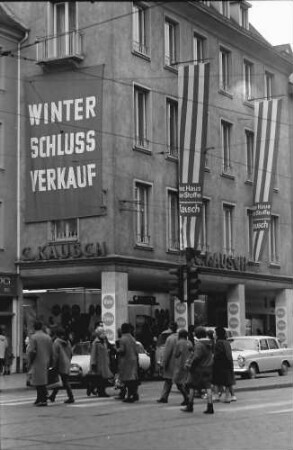 Freiburg: Winterschlussverkauf; Kaiser-Joseph-Straße; Haus Kausch
