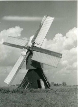 Windmühle, Wilstermarsch, Norddeutsche Küste