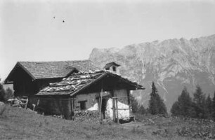 Hütte : Berghütte.