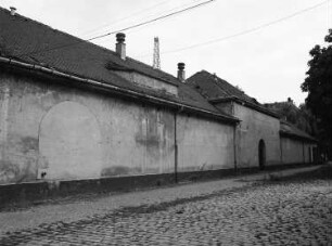 Dresden-Übigau, Klingerstraße. Pionierkaserne Übigau (1913). Kasernengebäude. Hofansicht