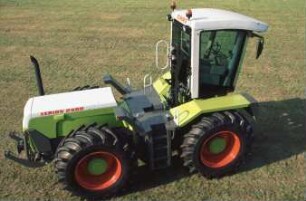Fotografie: Trägerfahrzeug, Systemtraktor