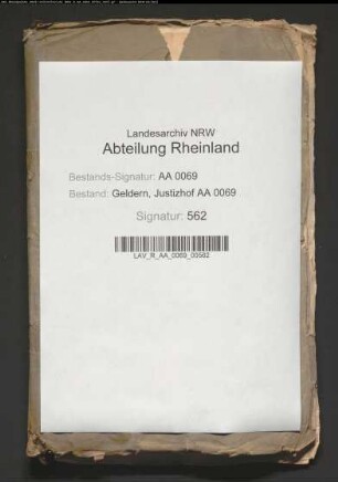 Freiherr von Quadt, Herr zu Lottum und Grubbenvorst, gegen den Amtmann Aerdts wegen Geldforderungen