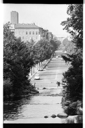 Kleinbildnegativ: Kreuzberg, Kreuzbergstraße, 1975