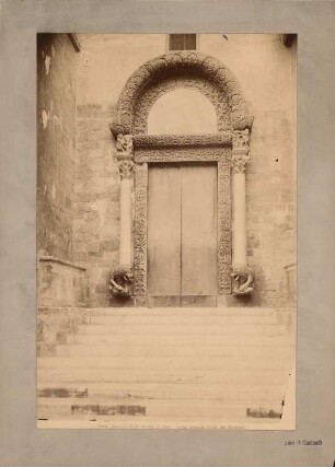 Basilica di San Nicola, Bari: Südportal