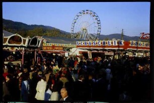 Freiburg: Freiburger Herbstmess, Budenschaukel und Riesenrad
