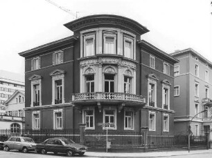 Villa Cronhardt; Frankfurt, Kettenhofweg 29