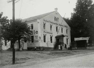 Niedergorbitz (Dresden-Gorbitz), Kesselsdorfer Straße. Gasthof Niedergorbitz (nach 1880). Eingangsseite