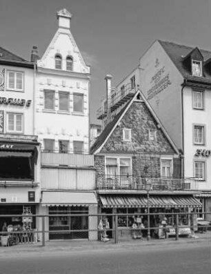 Rüdesheim, Rheinstraße 8