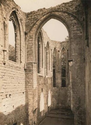 Kloster Oybin : Klosterkirche, Inneres der Ruine gegen den Chor