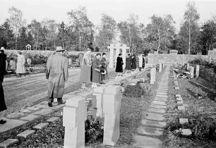 Besuch auf dem Hauptfriedhof am Totensonntag.