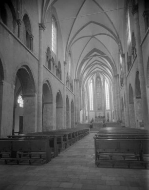Benediktinerabteikirche Sankt Vitus — Langhaus