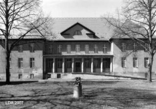 Haus 130, Verwaltung-Abt. Technik; Berlin, Pankow