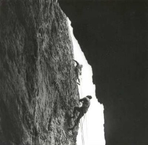 Sächsische Schweiz. Schmilkaer Gebiet, Östlicher Rauschenturm. Bernd Arnold und Günter Lamm an der Südost-Wand, Erstbegehung 28. Juli 1979