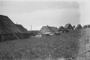 Gehöfte : Gehöfte auf der Hochfläche des Aschberges
