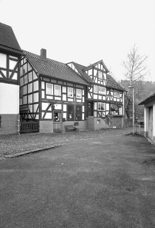 Wohnhaus; Helsa, Lossemannweg 5