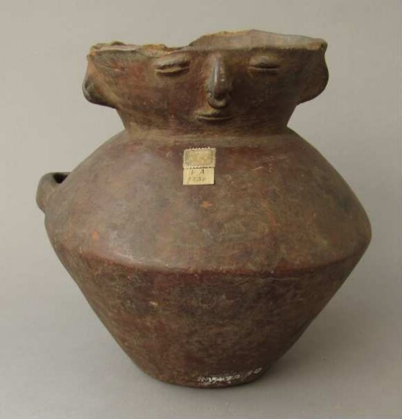 Clay vessel