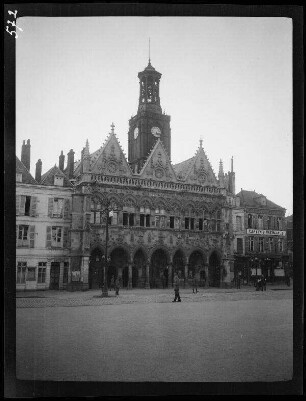 Saint-Quentin (Dep. Aisne): Rathaus