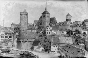 Bautzen. Alte Wasserkunst, Michaeliskirche und Wasserturm. Blick von der Kronprinzenbrücke