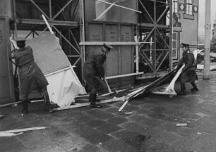 Aufräumarbeiten nach dem Unwetter
