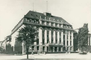 Geschäftshaus Holzmann und Bürohaus Taunusanlage 11, Frankfurt am Main, 1949