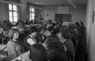 Abschlussfeier der Postjungboten des Einstellungsjahrgangs 1978 im Postamt 2