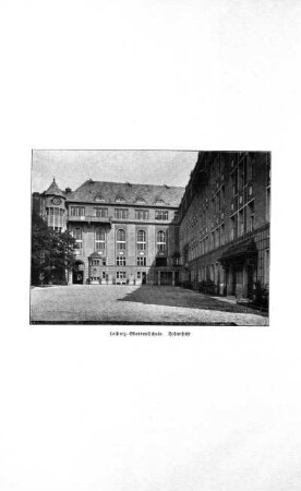 Leibnitz-Oberrealschule. Hofansicht