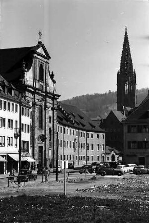 Freiburg i. Br.: Alte Universität und Münsterturm