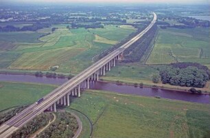 Autobahnhochbrücke über die Hunte