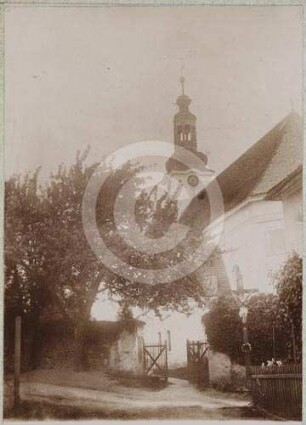 Katholische Kirche Klein Helmsdorf von SO